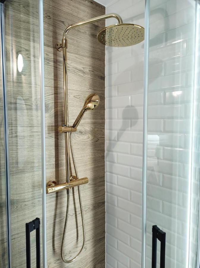 Cozy And Great Location By Cooee Apartments Варшава Екстер'єр фото