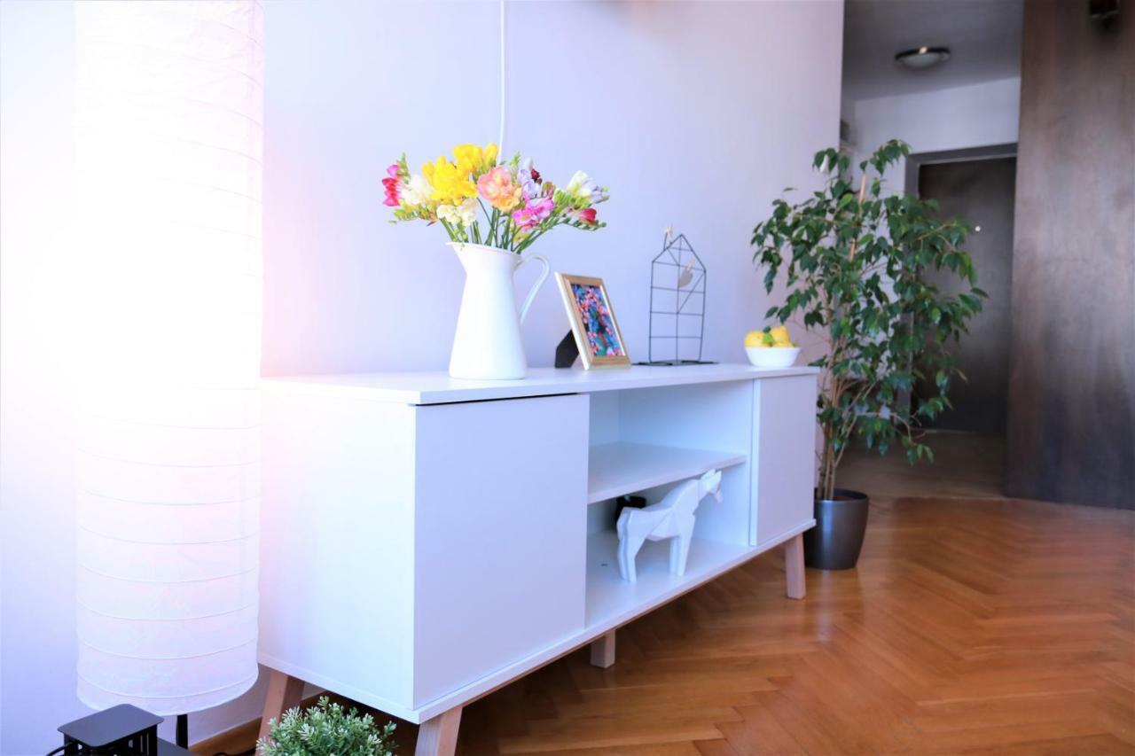 Cozy And Great Location By Cooee Apartments Варшава Екстер'єр фото
